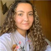 Profesora de apoyo imparte clases para alumnos de primaria, secundaria, bachillerato y FP, y grado de Biología
